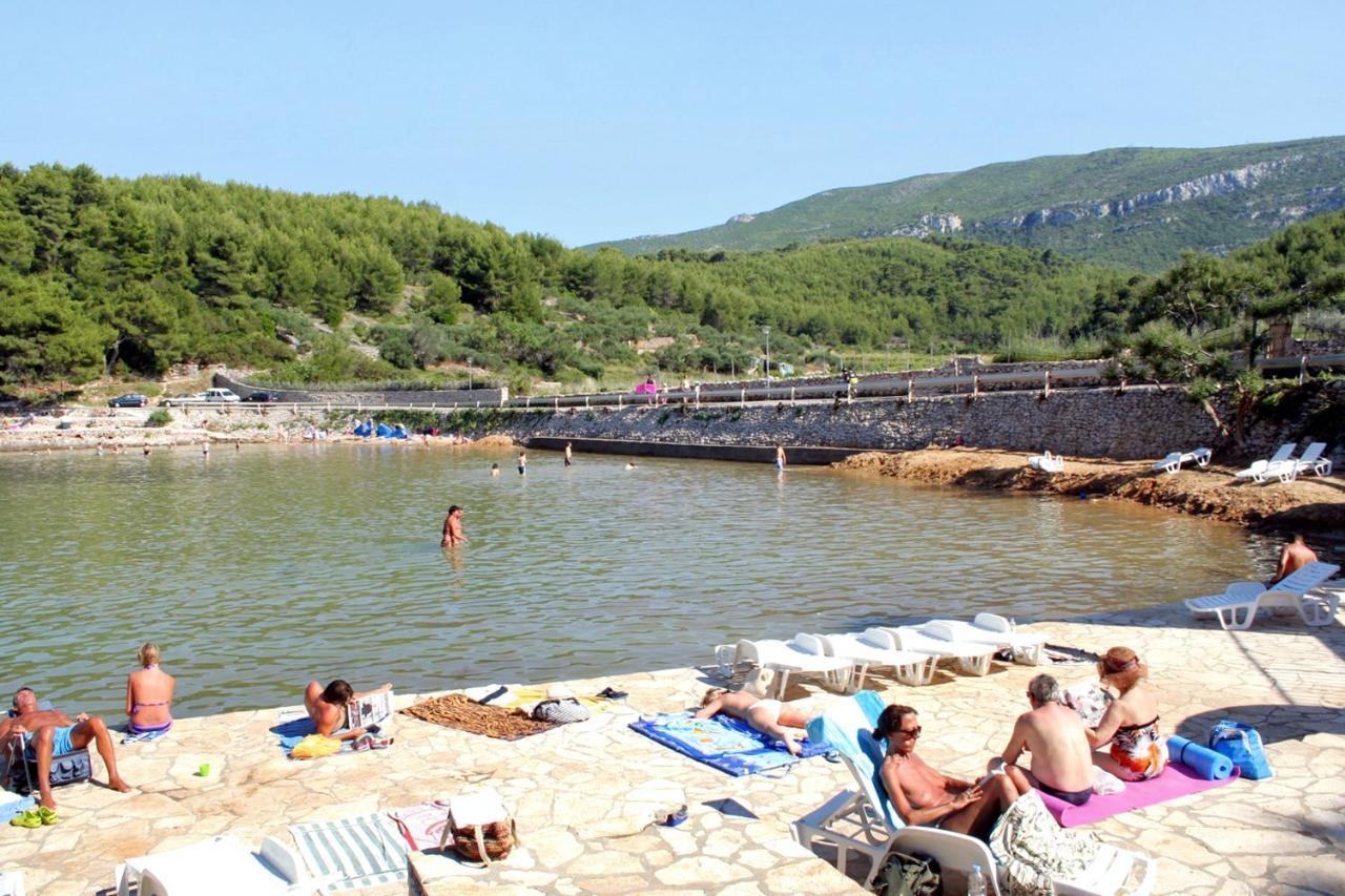 Apartments With A Parking Space Jelsa, Hvar - 8765 젤사 외부 사진