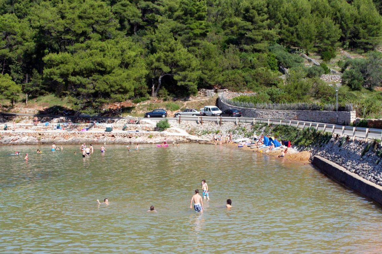 Apartments With A Parking Space Jelsa, Hvar - 8765 젤사 외부 사진