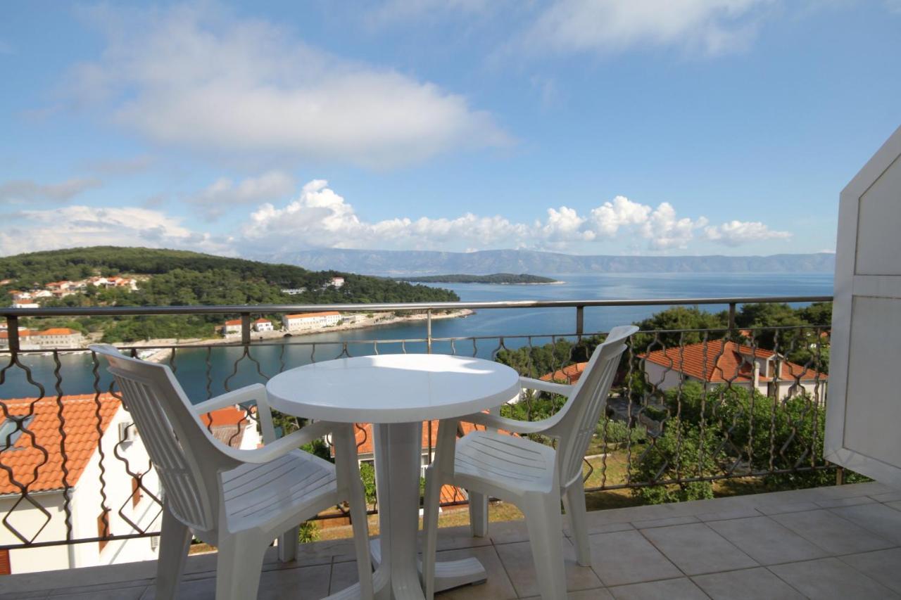 Apartments With A Parking Space Jelsa, Hvar - 8765 젤사 외부 사진