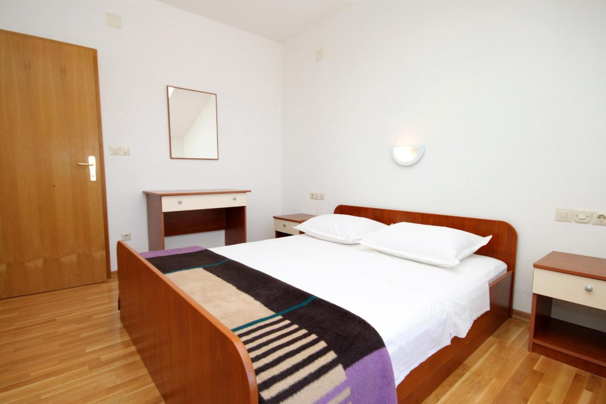 Apartments With A Parking Space Jelsa, Hvar - 8765 젤사 객실 사진