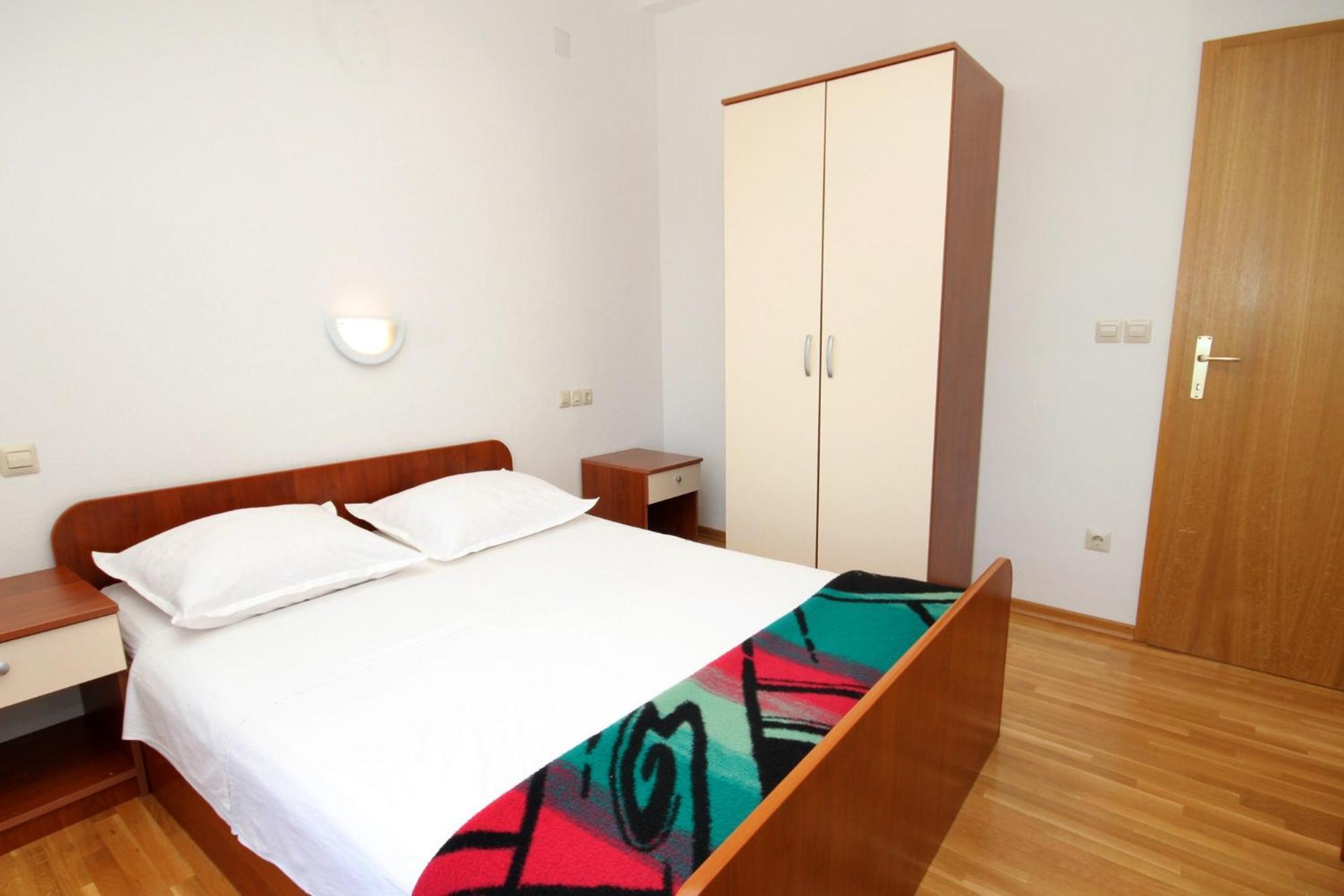 Apartments With A Parking Space Jelsa, Hvar - 8765 젤사 객실 사진